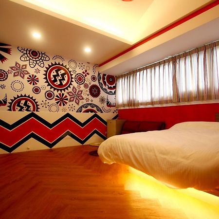 Color House Taichung Exterior foto