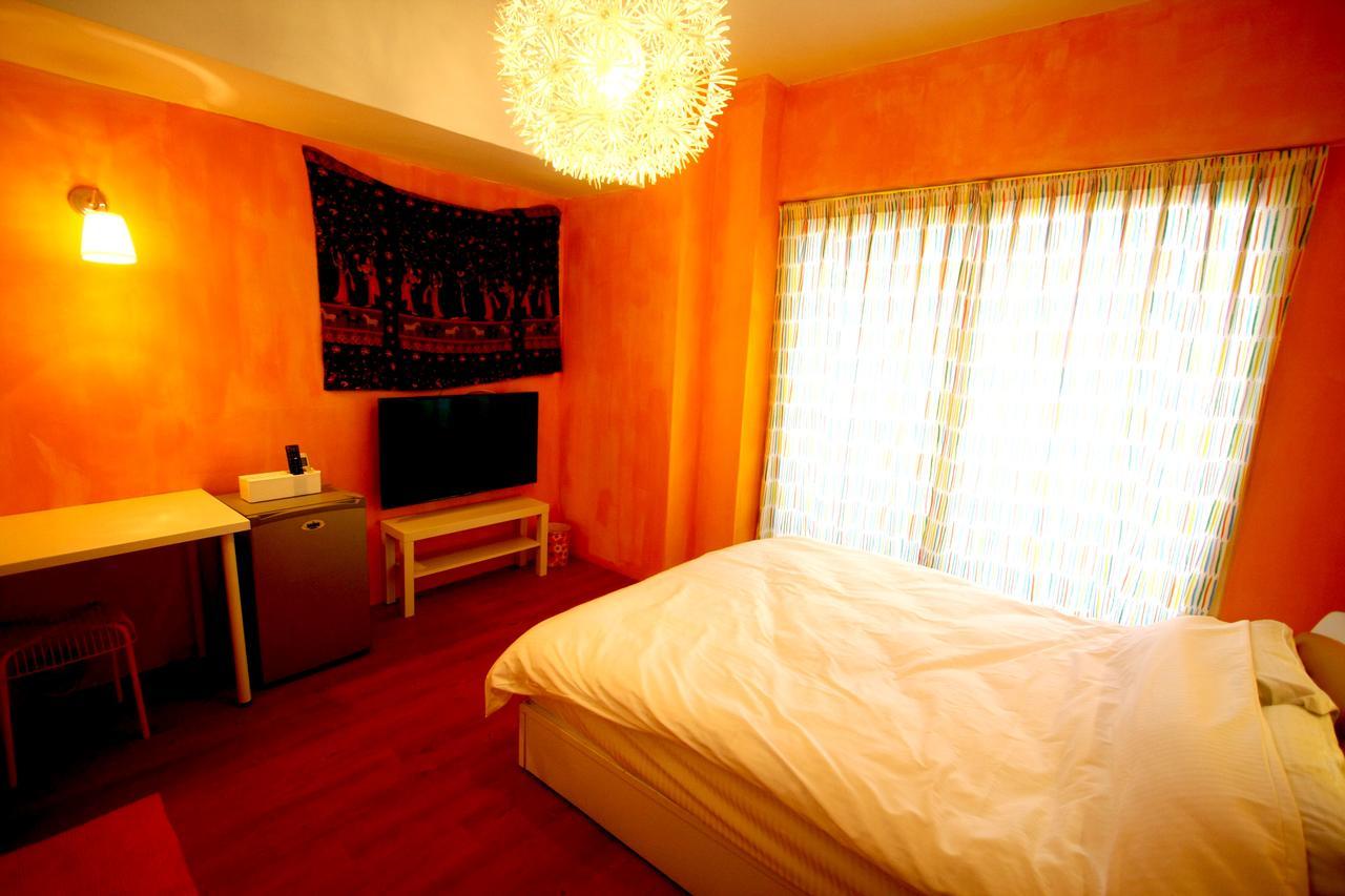 Color House Taichung Exterior foto